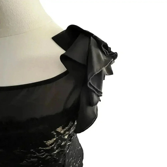 Whimsigoth Black Lace Cocktail Dress‎ One Shoulder Rosette The Limited L - Picture 14 of 16